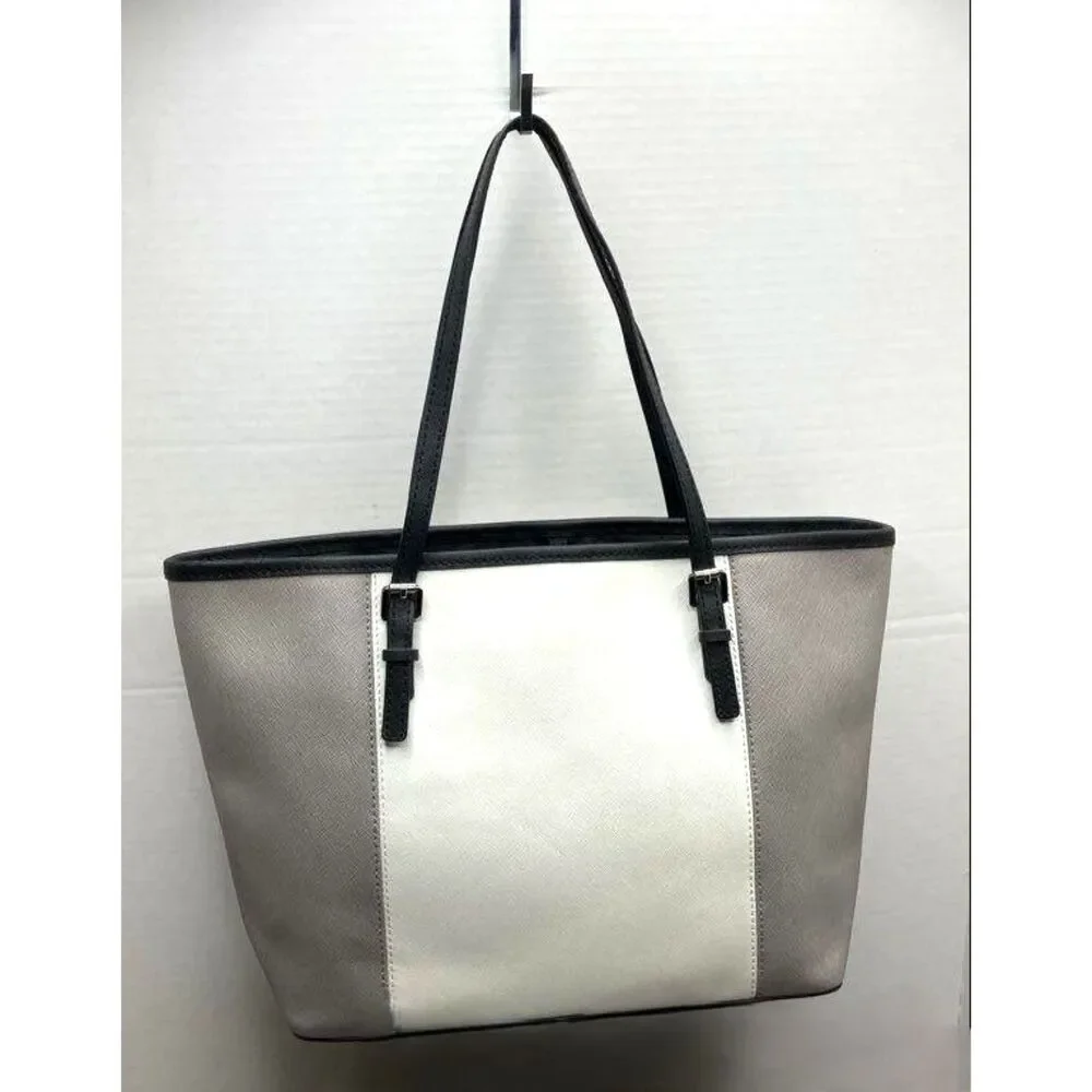 Michael Kors Jet Set Two-tone Leather Tote & Kempton Nylon Neutral Tote 2pc Lot - Picture 3 of 9